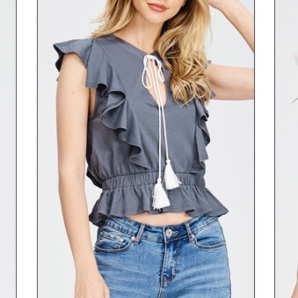 Jolie Tops - ✨NEW✨LAST 4✨Gray Ruffle Top
